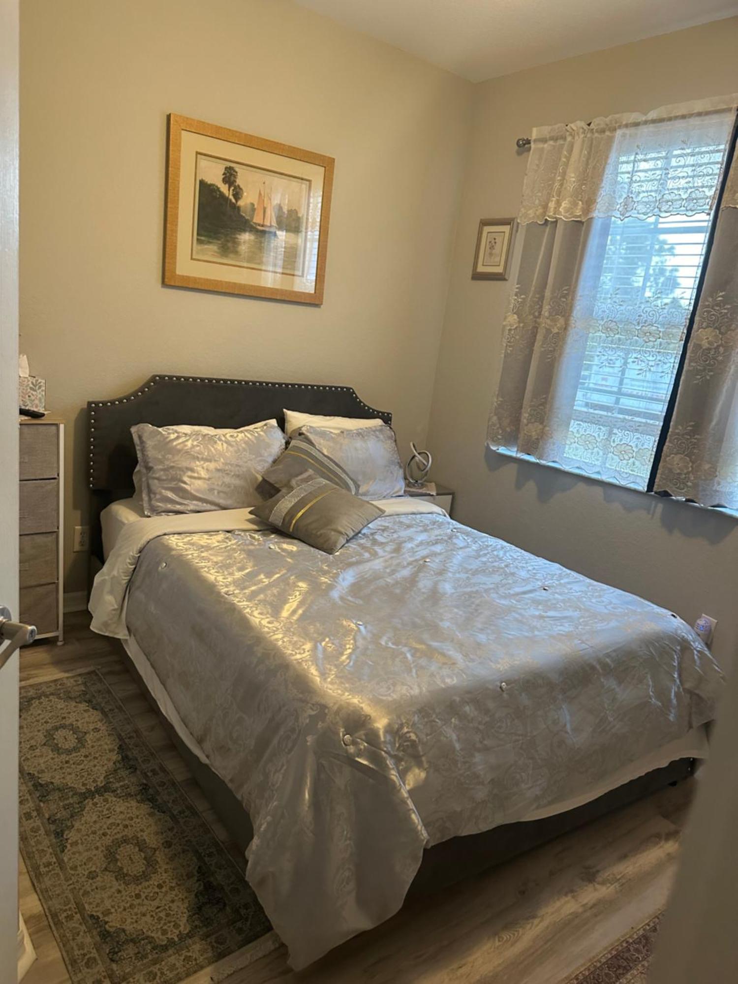 Quiet Room In A Family Home リーハイ・エイカーズ エクステリア 写真