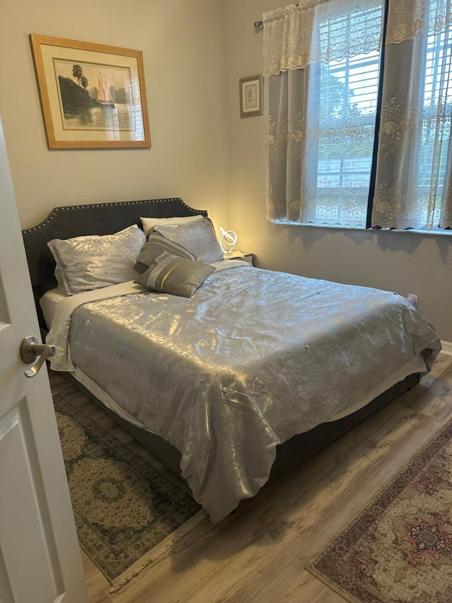 Quiet Room In A Family Home リーハイ・エイカーズ エクステリア 写真
